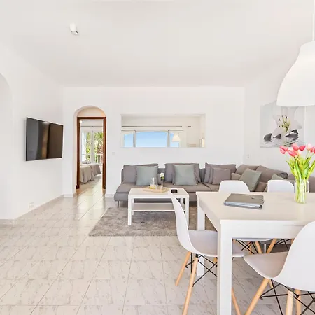 Suites Bella Vistas Apartment