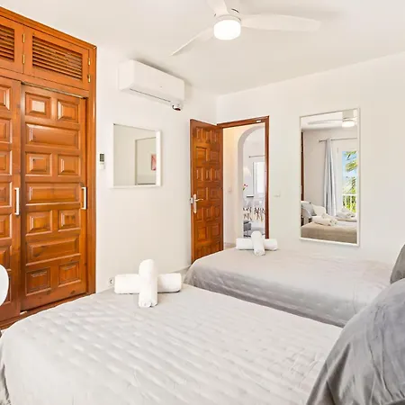 Suites Bella Vistas Apartment *